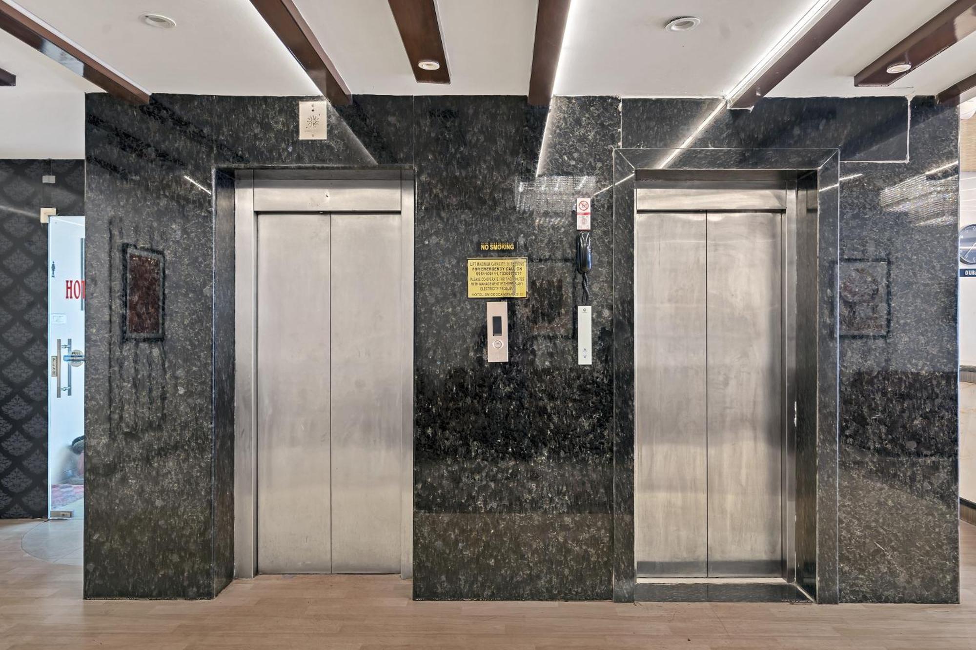Hotel Sm Deccan Park Shamshabad Eksteriør billede